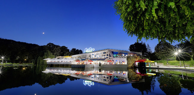 Комплекс „Лебед“ - Гастрономия и хотелиерство