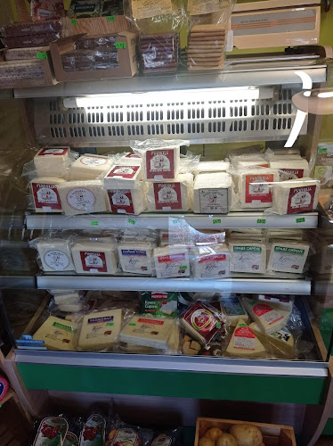 Народни будители, заведение за бързо хранене - Гастрономия и хотелиерство