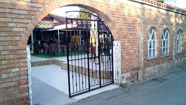 Хотел Ресторант Империал