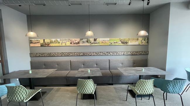 Opinii despre Savanna Coffee Bar în Бургас - Гастрономия и хотелиерство