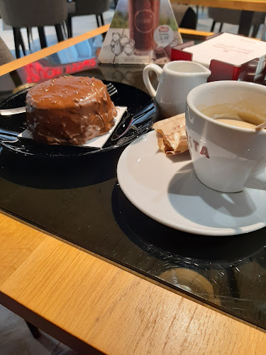 Административно - търговска сграда „Сувенирна палата, ул. „Полковник Лукашов“ №5, 3000 Враца