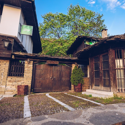 Вароша, ул. „Васил Левски“ 25, 5500 Ловеч