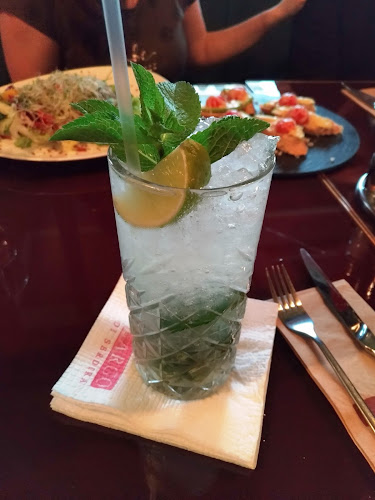 София център, бул. „Княгиня Мария Луиза“ 2, 1000 София