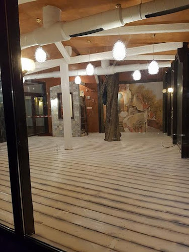 Ресторант Хъша - Гастрономия и хотелиерство