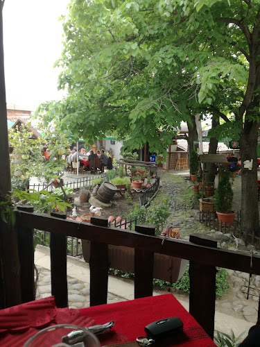 Конска Мелница - Гастрономия и хотелиерство