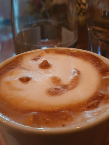 Opinii despre Кафе Сити în Ямбол - Гастрономия и хотелиерство