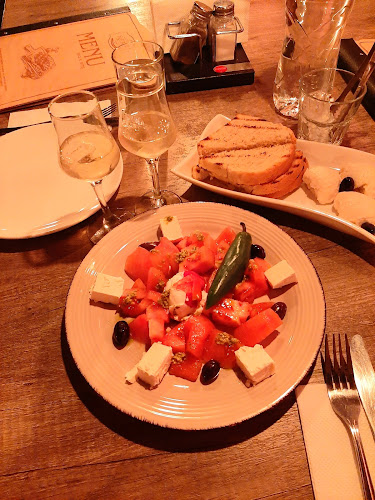 Русе Център, пл. „Хан Кубрат“ 5, 7000 Русе