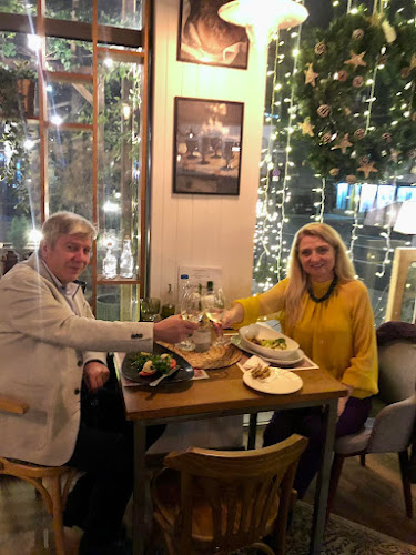 Бургас Център, ул. „Булаир“ 27, 8000 Бургас