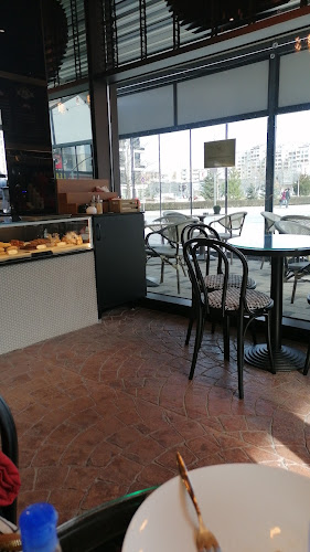 Opinii despre West Café/ Уест Кафе Пловдив în Пловдив - Гастрономия и хотелиерство