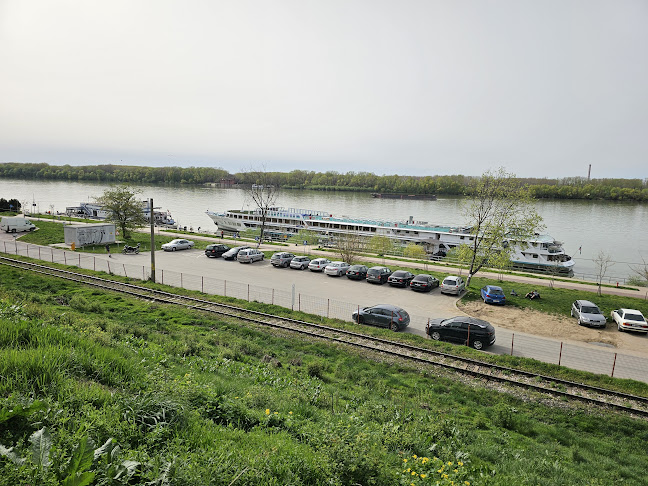 Русе Център, бул. „Придунавски“ 50, 7002 Русе