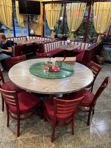 Добрич Център, ул. „Генерал Колев“ 1, 9300 Добрич