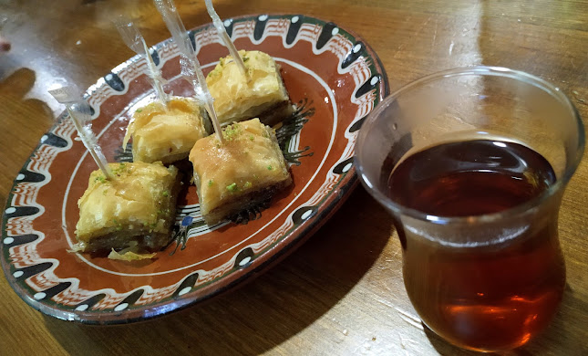 Иракски ресторант „Ашурбанипал“