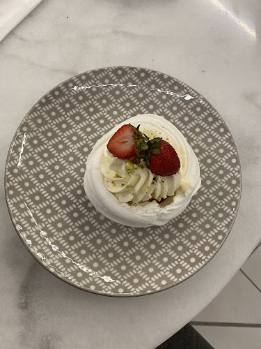 ж.к. Лозенец, бул. „Арсеналски“ 5, 1421 София