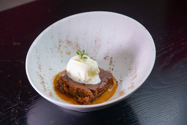 ул. „Алекса Сачков“ 3, 2780 Белица