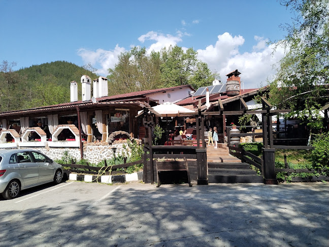 Механа "Воденицата" Благоевград - Гастрономия и хотелиерство