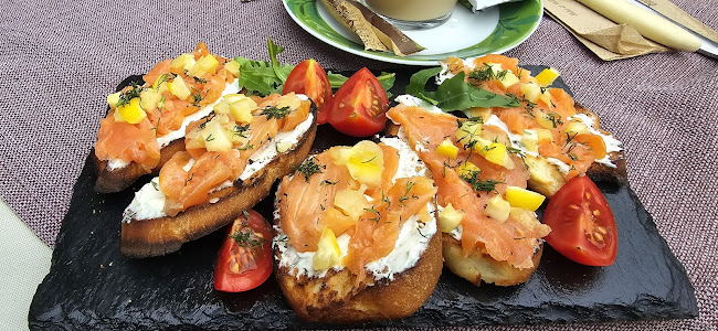 Южна промишлена зона, бул. „Освобождение“ 117, 6300 Хасково