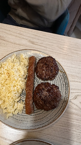 Пицария Наполи II - Гастрономия и хотелиерство