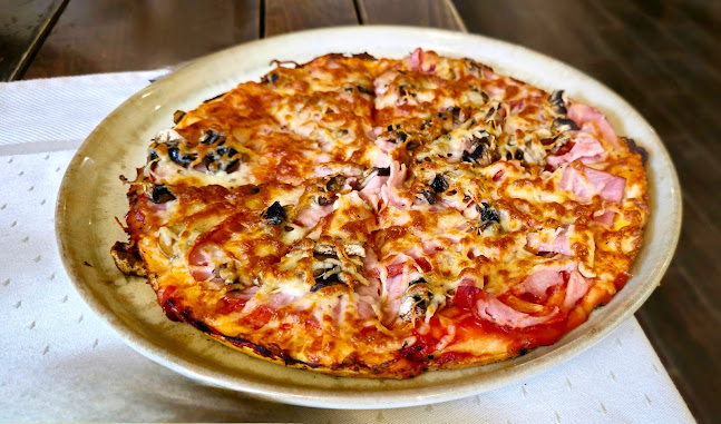 Opinii despre Пицария Ресторант “Чичовци” în София - Гастрономия и хотелиерство