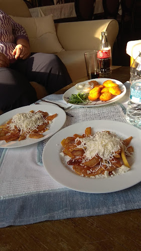 Opinii despre Ovech Complex Restaurant în Аспарухово - Гастрономия и хотелиерство