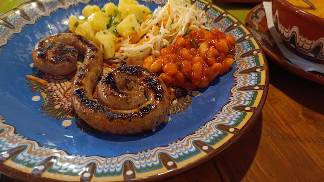 Ресторант "Родина" - Луковит