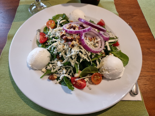 Comentarii opinii despre Grill House BBQ & GARDEN