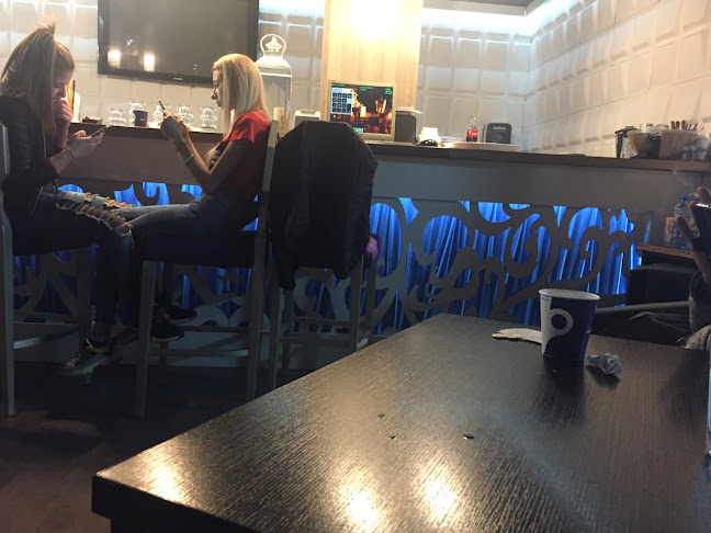 Opinii despre Кафе Клуб "МОДЕРНО" în Раднево - Гастрономия и хотелиерство