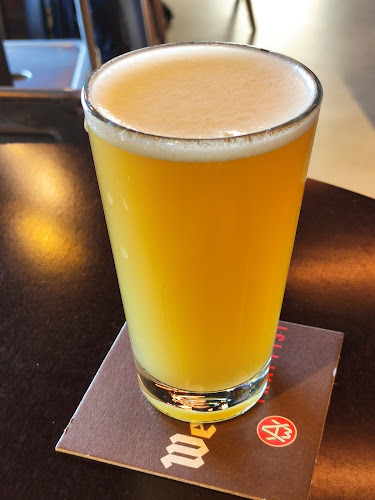 Канаал - Гастрономия и хотелиерство