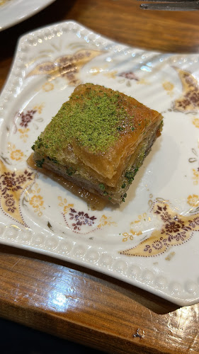 Иракски ресторант „Ашурбанипал“ - София