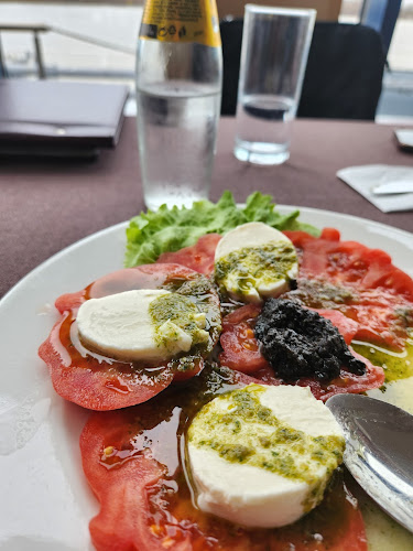 Ресторант "Понтона" - Гастрономия и хотелиерство