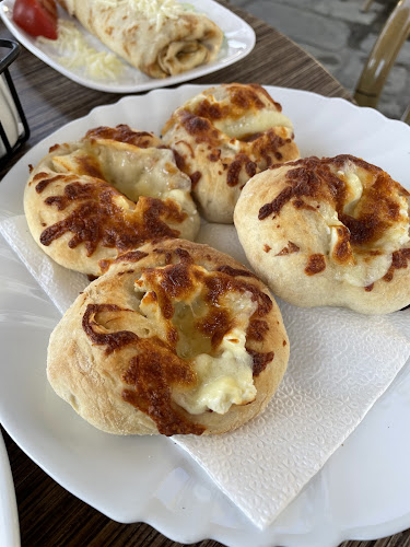 Сладкарница "Стратилат" - Гастрономия и хотелиерство