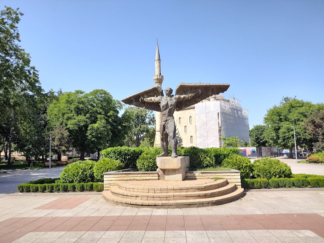 Bar & Dinner Soho - Гастрономия и хотелиерство