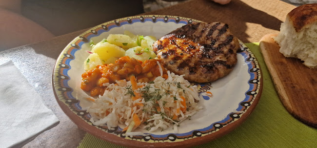 ул. Възраждане 2A, 5770 Луковит