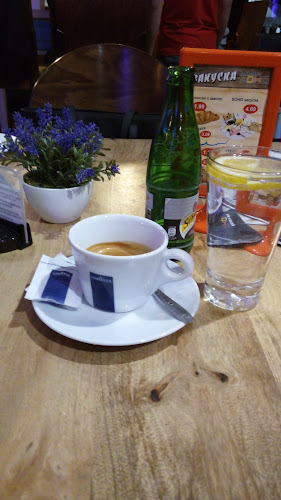 Разград Център, пл. „Момина чешма“ 1, 7200 Разград