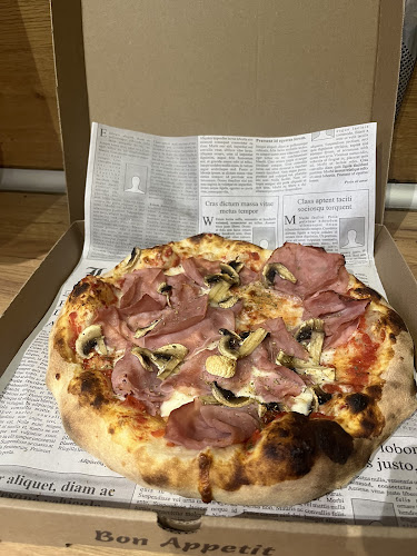 Pizza Corner - Гастрономия и хотелиерство