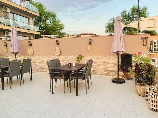 ул. „Крайбрежна“, 8256 Свети Влас