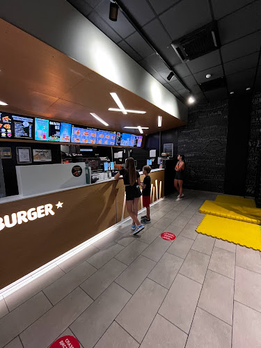 Ловеч Център, ул. „Търговска“ 28, 5500 Ловеч