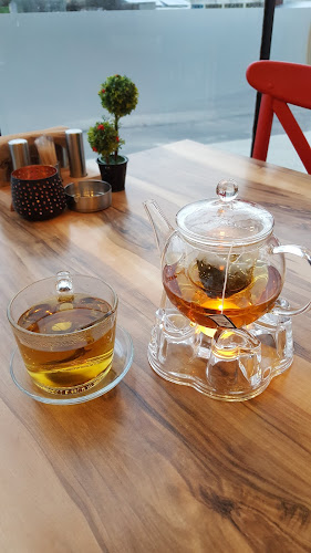 Opinii despre Berat Coffee & Bistro în Кърджали - Гастрономия и хотелиерство