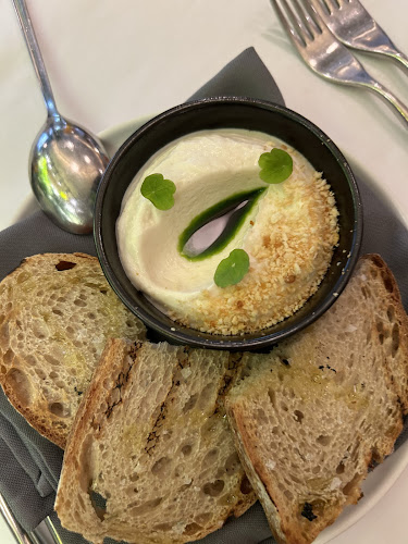 София център, бул. „Цар Освободител“ 8A, 1000 София