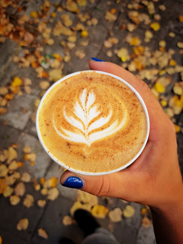 Бургас Център, ул. „Цар Симеон I-ви“ 37, 8000 Бургас