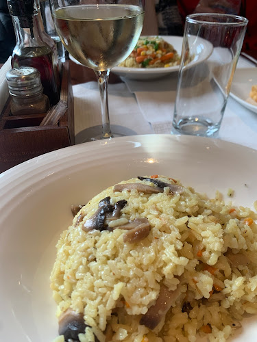 Comentarii opinii despre Бяла роза