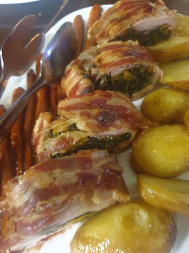 Comentarii opinii despre Елените