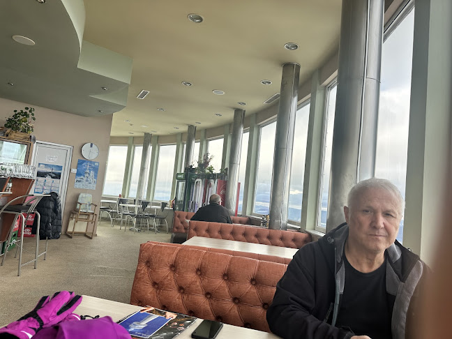 Opinii despre Снежанка Пампорово în Смолян - Гастрономия и хотелиерство