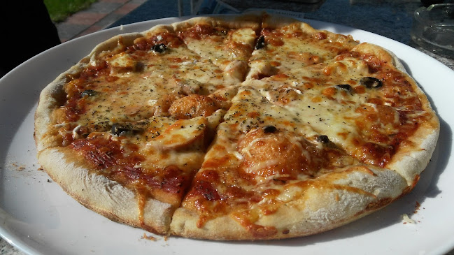 Boris Castle- ресторант градина