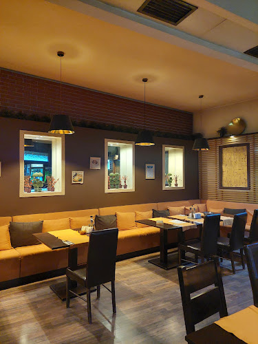 Ресторант "Зад Стената" - Русе