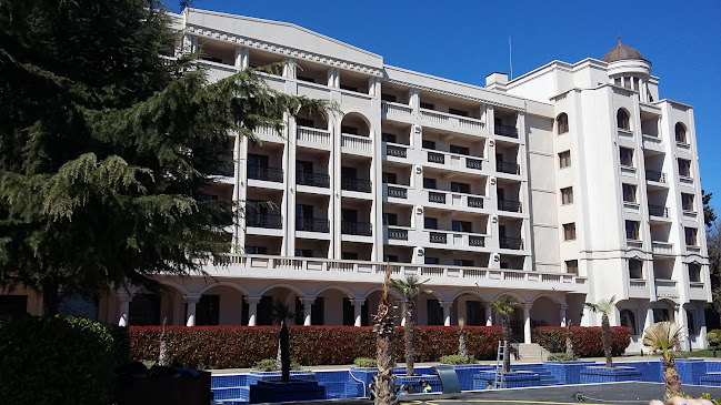 Салини - Гастрономия и хотелиерство