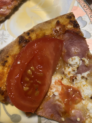 Opinii despre Bar & Dinner Soho în Разград - Гастрономия и хотелиерство