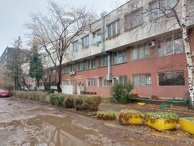 Обществен стол за хранене