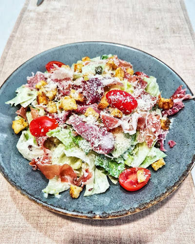 Opinii despre Restaurant "Riviera" în Сандански - Гастрономия и хотелиерство