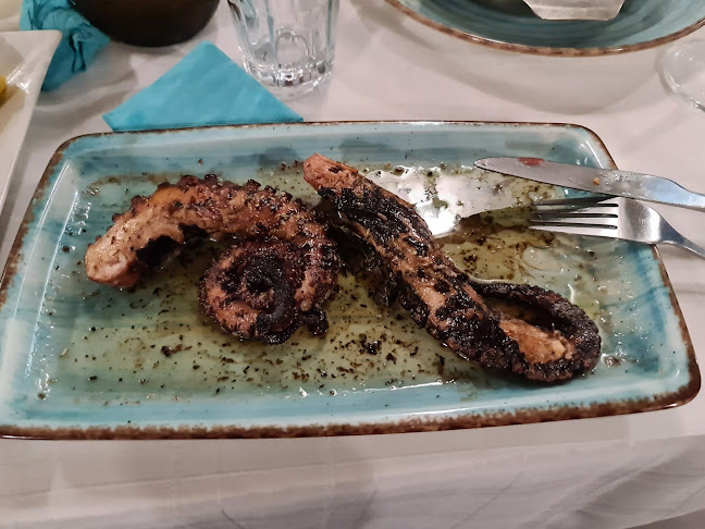 София център, ул. „Ген. Паренсов“ 11, 1000 София