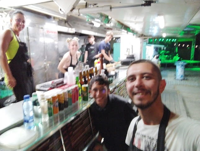 Comentarii opinii despre KARVÚ Food & Drink Truck